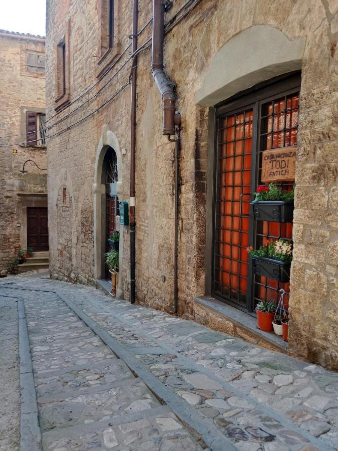Casa Vacanza Todi Antica Kültér fotó